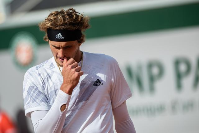 工资帽会继 工资帽会继