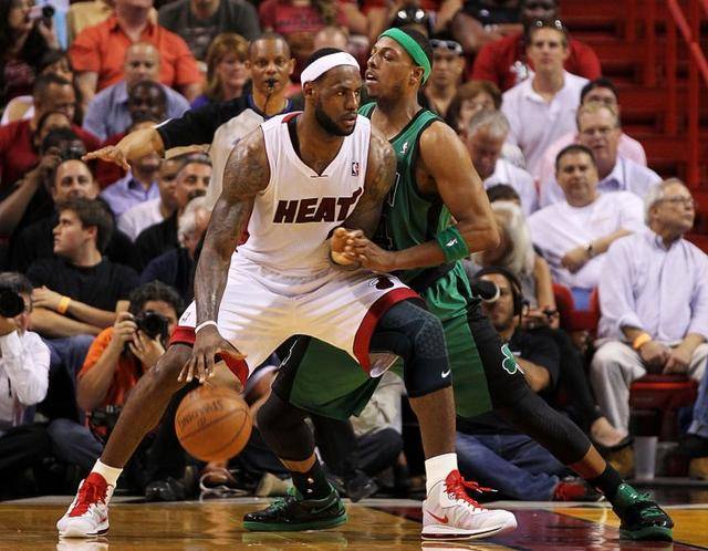 我尊敬他 我尊敬他